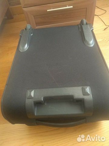 Чемодан на колесах Samsonite Чемодан на колесах Samsonite