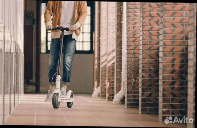 Электросамокат Xiaomi M365 euro Электросамокат Xiaomi M365 euro