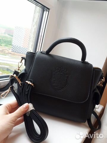 Сумка сумочка на ремешке черная кожаная женская Сумка сумочка на ремешке черная кожаная женская