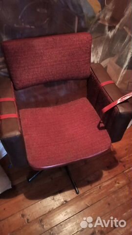 Кресло на одной ножке Кресло на одной ножке