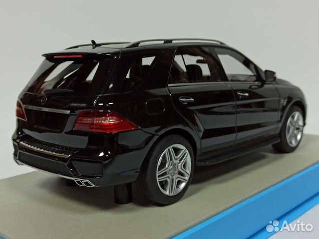 Mercedes ML63 AMG Black W166 1:18 Limited