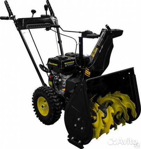 Снегоуборщик champion ST 655