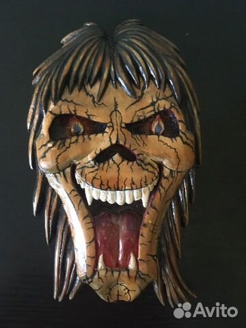 Маска деревянная на стену