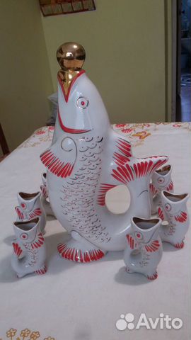 Коллекционный фарфоровый графин 