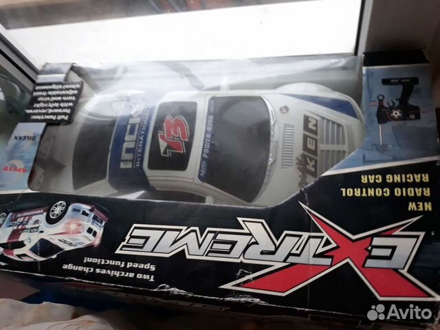 Детская машинка с пультом