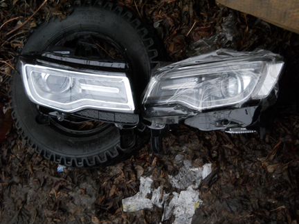 Jeep Grand Cherokee Wk 2 Фары Передние В сборе