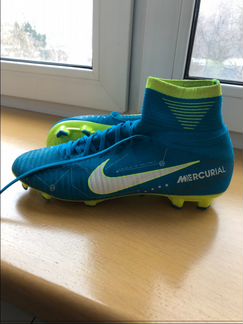 Продаю Бутсы с носочком nike б/у