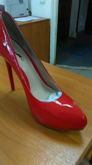 Туфли новые лакированные