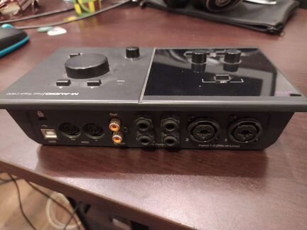 Звуковая карта M-Audio Fast track C400