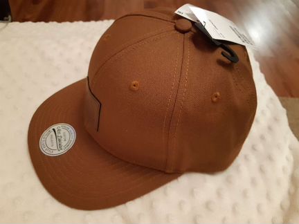 Кепка новая H&M