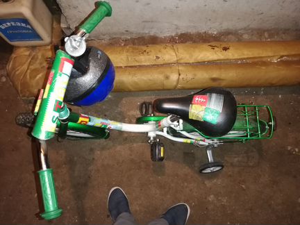 Велосипед с боковыми колесами