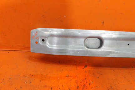 Усилитель бампера задний Audi A4 5 B9 2015-Нв