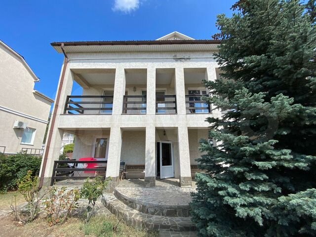 Дом 295 м² на участке 5 сот.