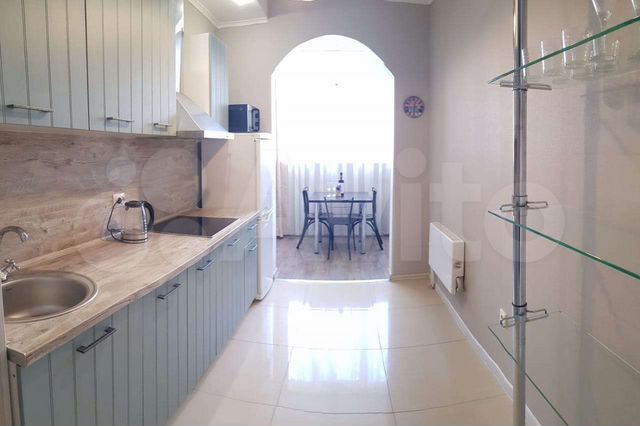 2-к. квартира, 75 м², 3/17 эт.