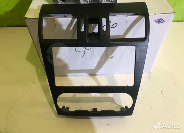 Рамка магнитолы 66065-FJ000 для Subaru Forester