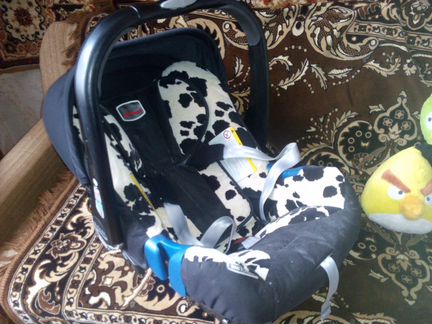 Britax 0+ и к нему Isofix Base