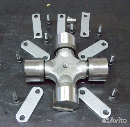 Крестовина кардана с пластинами Hyundai HD120