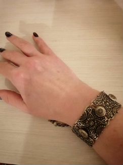 Женские украшения