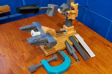 Точилка для ножей