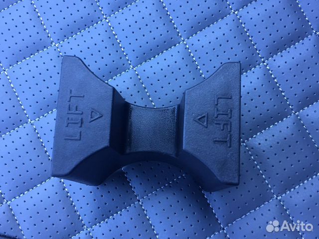 Вставка в подстаканник Мазда 3 BL GS1D64516 K3006