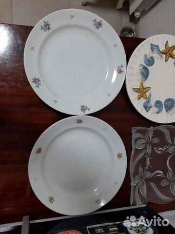 Тарелки, блюда большие и декоративные