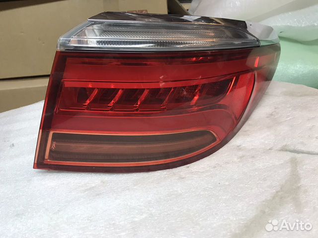 Фонарь задний левый и правый Kia Quoris LED