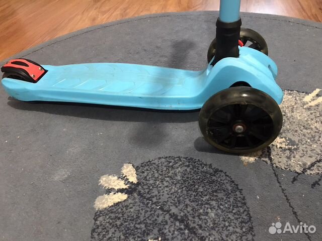 Самокат детский трехколесный,светятся колеса