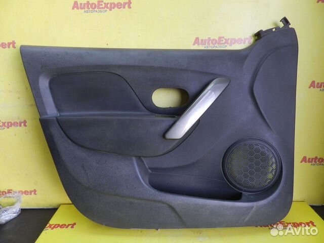Обшивка двери передней левой Renault Logan II
