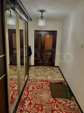 4-к. квартира, 88 м², 1/2 эт.