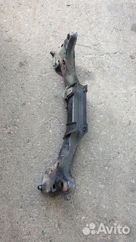 Задний подрамник е46