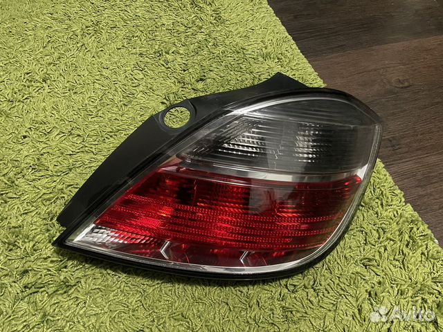 Фонарь правый opel astra h 5d