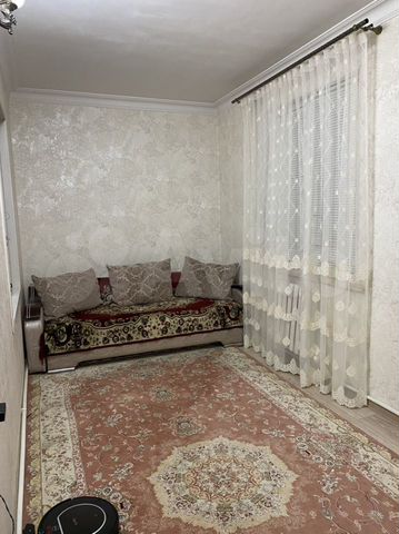 3-к. квартира, 90 м², 2/4 эт.