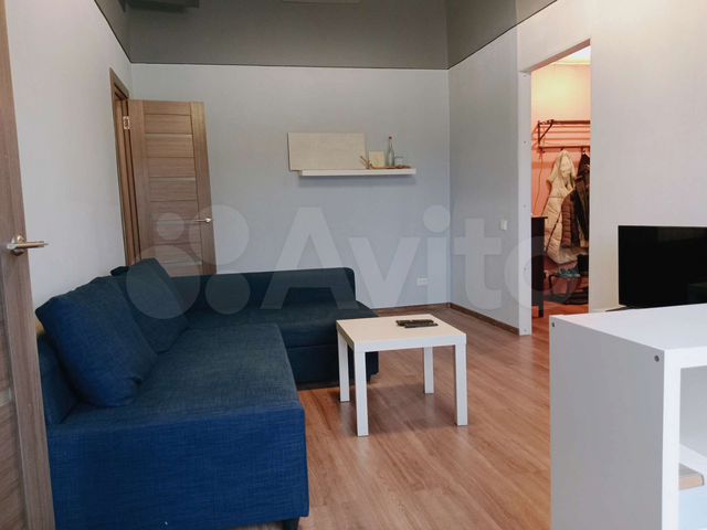 2-к. квартира, 42 м², 4/4 эт.