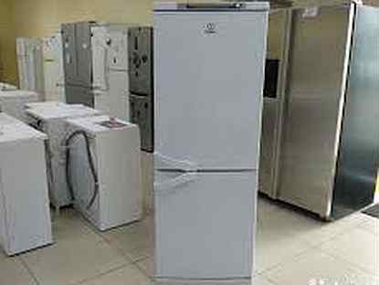 Холодильник Б/У с гарантией в Омске