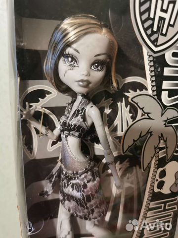 Кукла Монстер Хай Фрэнки чб побережье черепа купить в Москве | Хобби и ...