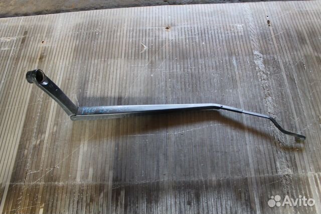 Поводок дворника KIA RIO 3 2011 правый