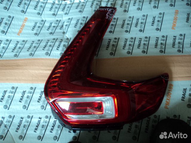 Фонарь задний правый Volvo Xc40 2017 Вольво Хс40