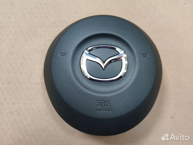 Заглушка руля Mazda 3 2012-2016