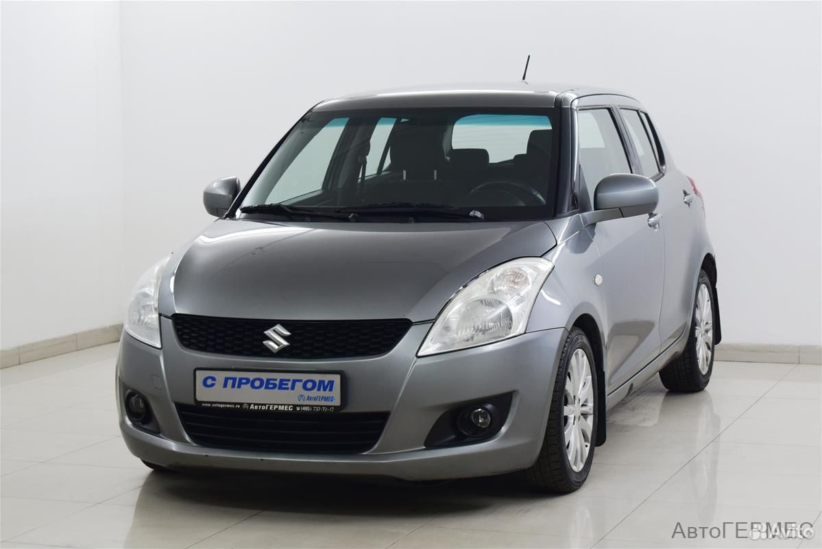 Suzuki Splash 2021. Машина Сузуки Свифт 2002 года эмблема фото.