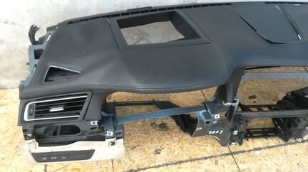 Панель приборов (торпедо) BMW 7 F01 (70F09IS01)