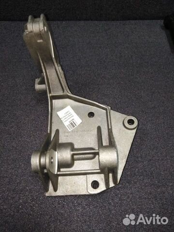 Кронштейн генератора Лада Калина 1118-1041034