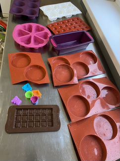 Силиконовые формы для выпечки и шоколада