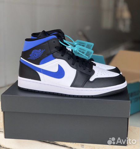 Air Jordan 1 Mid White Royal