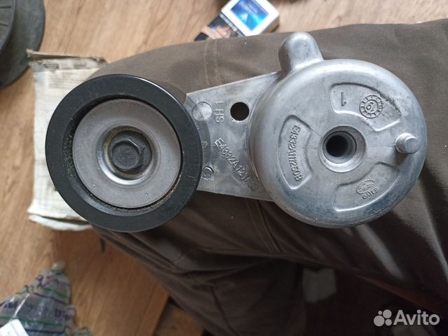 Натяжитель ремня A4722000370