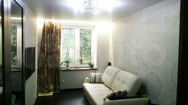 2-к. квартира, 58 м², 2/5 эт.