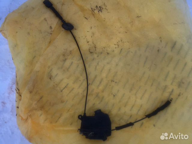 Замок двери задний левый Рено Каптюр