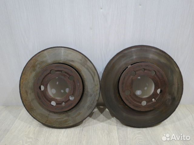 Диск тормозной передний Volkswagen Polo