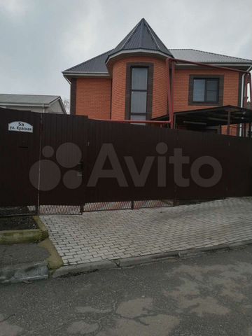 Дом 140 м² на участке 5 сот.