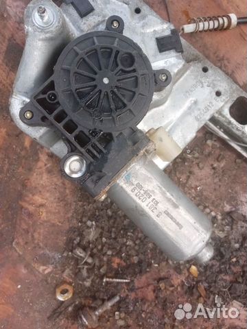 Моторчик стеклоподъемника BMW X5 Е53