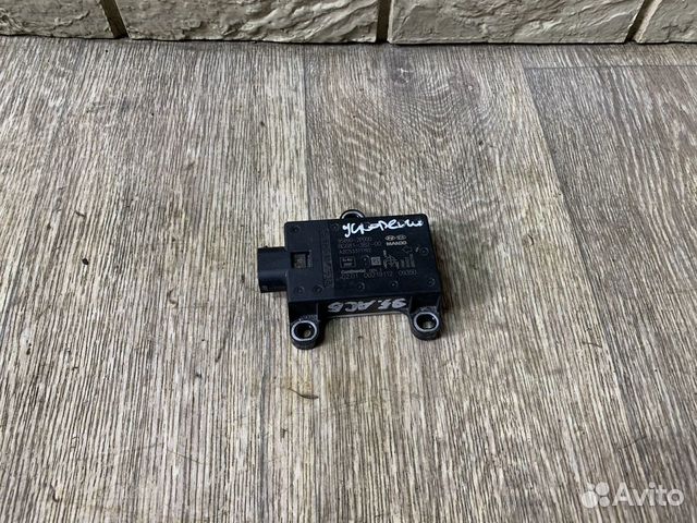 Hyundai IX 35 Датчик ускорения